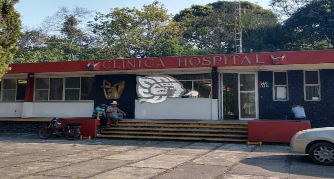 En pleno consultorio asesinan a médico de hospital de Cuichapa