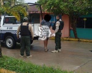 Captura Fuerza Civil a presunto narcomenudista en Acayucan