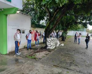 Lluvia no impidió regreso a clases en secundaria de villa Allende