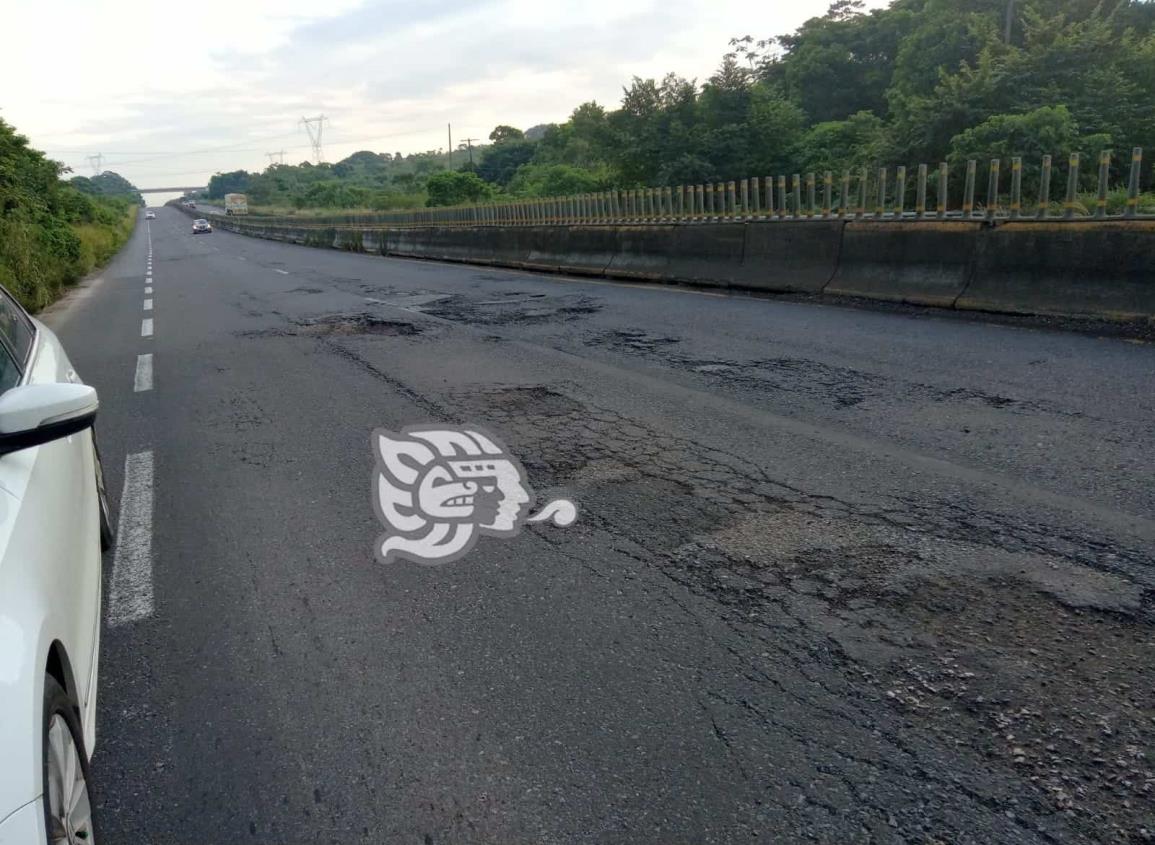 Malas condiciones en carretera Teapa-Cosoleacaque