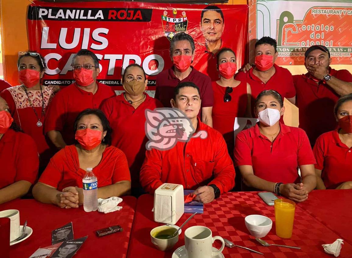 El candidato de la planilla roja a la sección 31 Luis Castro realizará auditoria