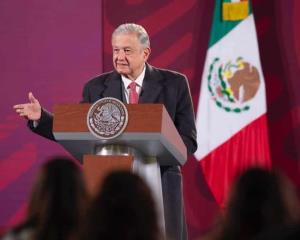 López Obrador pide apoyo de hoteleros para nuevo trazo del Tren Maya