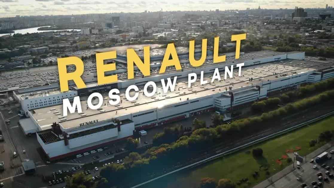 Renault suspende producción en Rusia y evalúa vender su participación