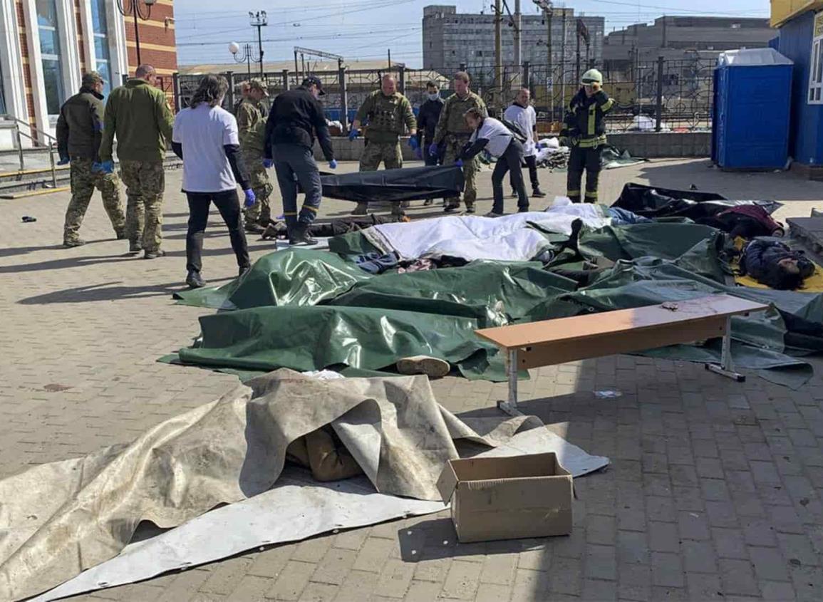 Al menos 35 muertos y 100 heridos en ataque contra estación de Kramatorsk