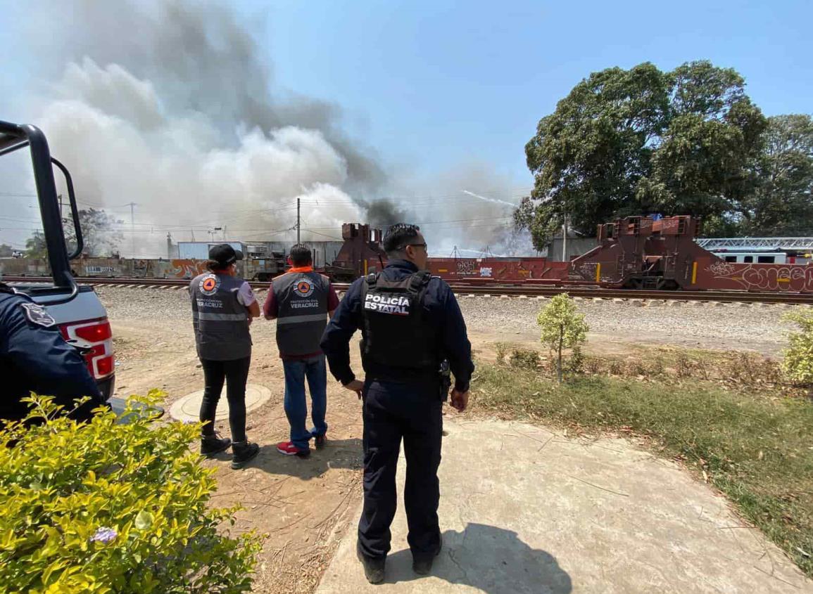 Incendio en Puente Nacional es controlado un 80%, evacuaron a 80 personas