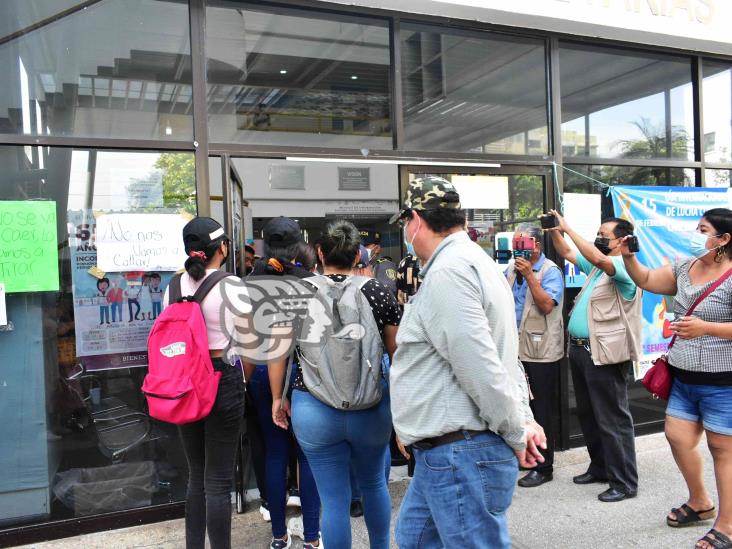 Médico del Gómez Farías habría abusado de mujer durante consulta; exigen destitución