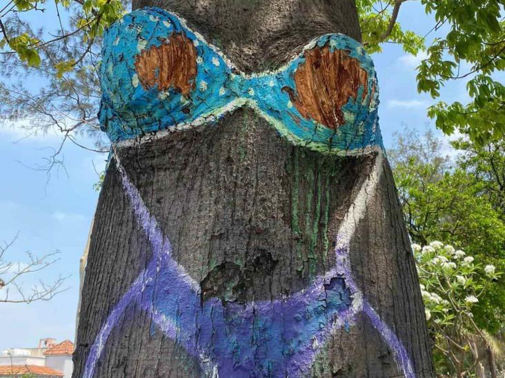 Vandalizan el Árbol del Bikini en Veracruz