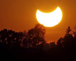 Eclipse parcial de sol 2022; ¿a qué hora y dónde se podrá ver?