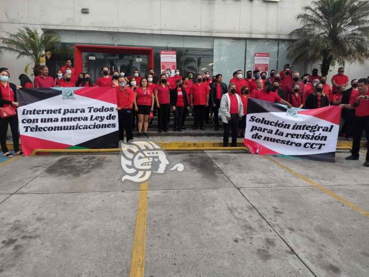 Sindicatos y agrupaciones conmemoran Día del Trabajo y externan exigencias en Orizaba