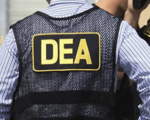 Trasciende retiro de avión de la DEA en México tras diferencias en cooperación