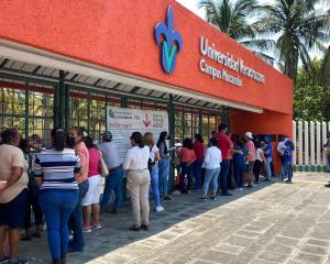 Inicia examen de admisión UV en zona Veracruz-Boca del Río