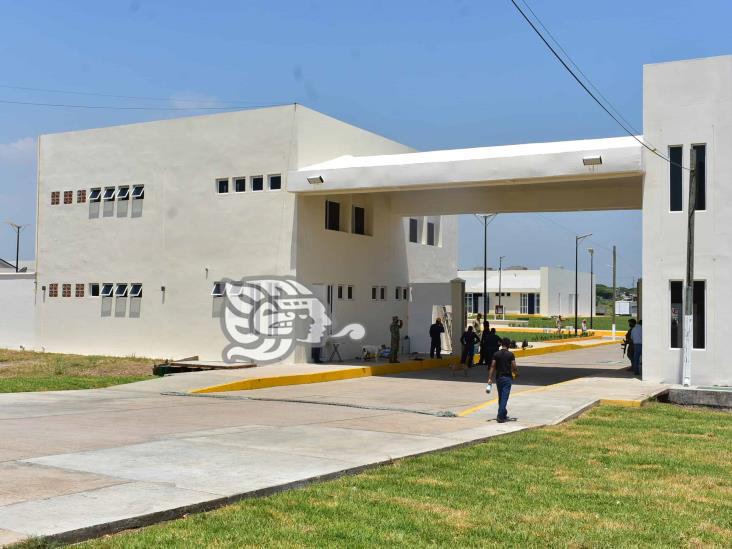AMLO inaugurará en junio el Hospital Naval de Coatzacoalcos