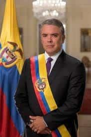 Tribunal ordenan arresto domiciliario al presidente de Colombia por desacato