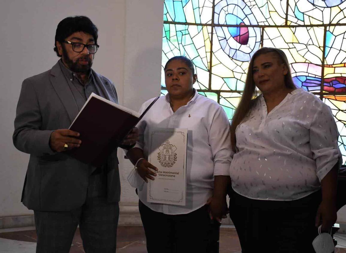 Legalizan su unión Rita y Suhemy Isabel en el Registro Civil de Veracruz