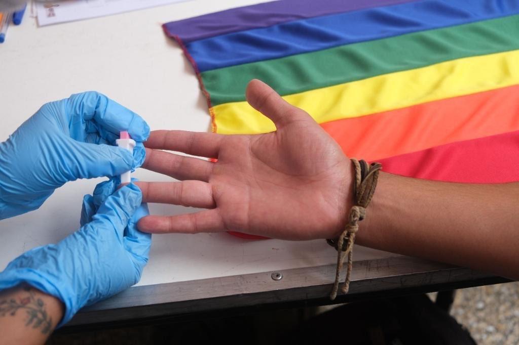 ¿Lo sabías? En Marcha del Orgullo, realizaron pruebas gratuitas de detección de VIH