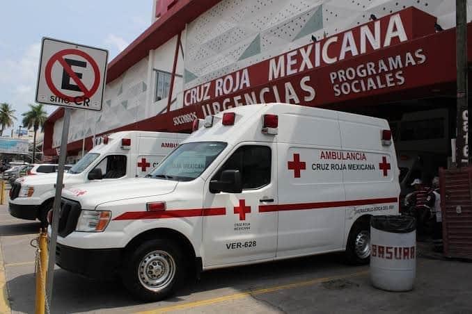 Despliega Cruz Roja 10 ambulancias para desfiles del Carnaval de Veracruz