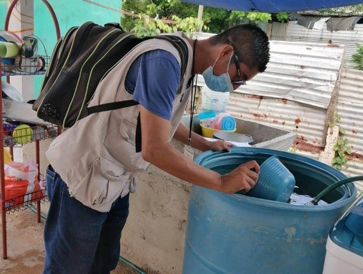 Jurisdicción 11 abate el dengue en colonias de Coatzacoalcos