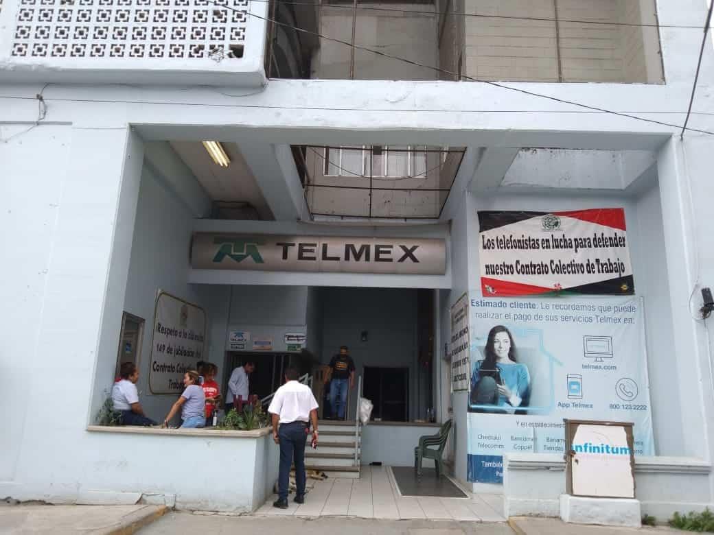 Levantan huelga trabajadores de Telmex en Cosamaloapan