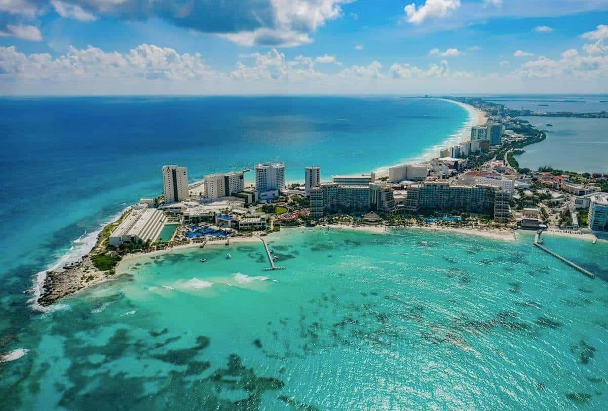 Hoteles ya registran lleno total en Cancún