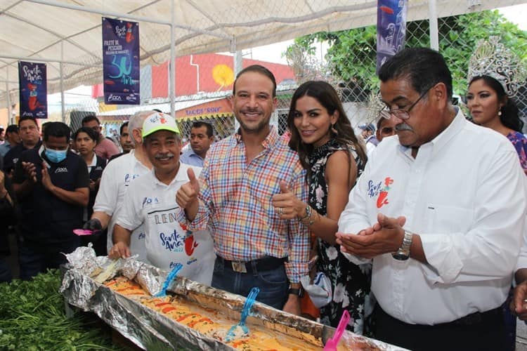 Boqueños degustan del filete relleno de mariscos por Fiestas de Santa Ana 2022(video)