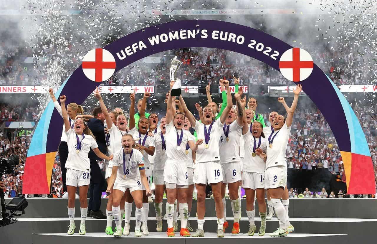 Inglaterra se corona en la Eurocopa femenil