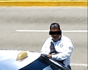 Captan a tránsito presuntamente recibiendo “mordida” en Veracruz (+Video)