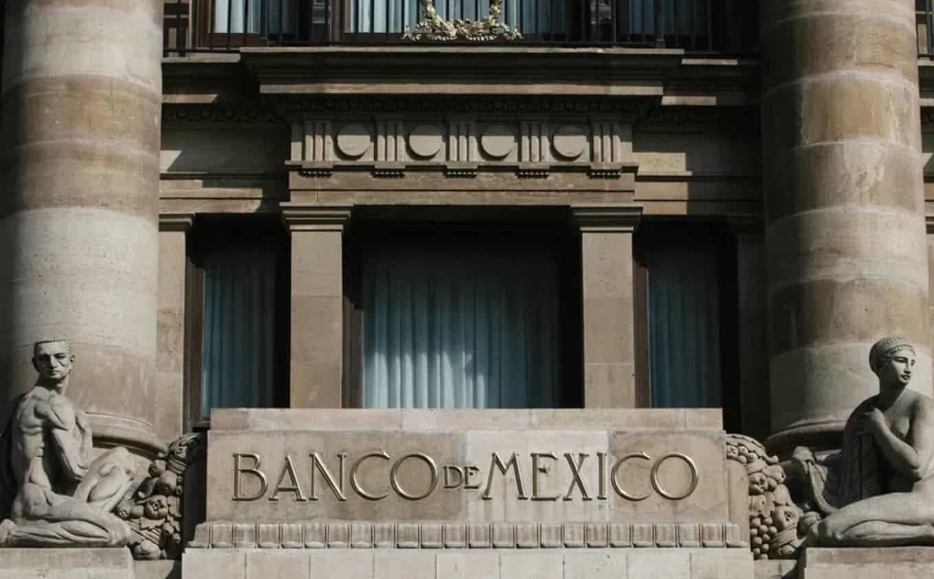 Banxico podría subir tasas de interés, alertan contadores (+Video)