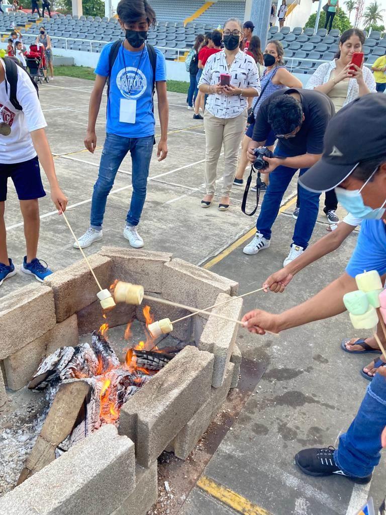 Terminan cursos de verano en Leyes de Reforma