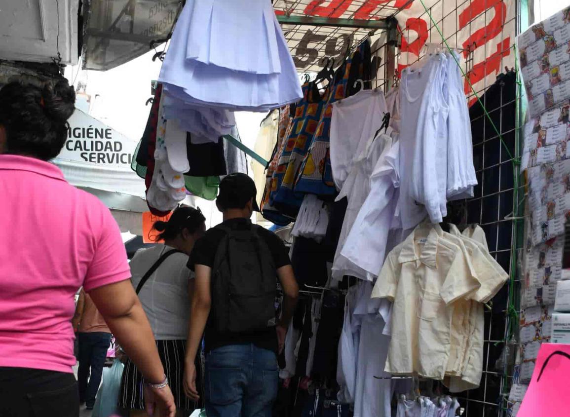 Ventas por regreso a clases en Veracruz no favorecen a comerciantes semifijos