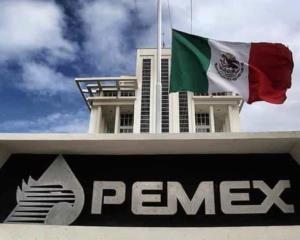 Pemex reclama pagar 5 veces más impuestos que Walmart, Femsa y América Móvil