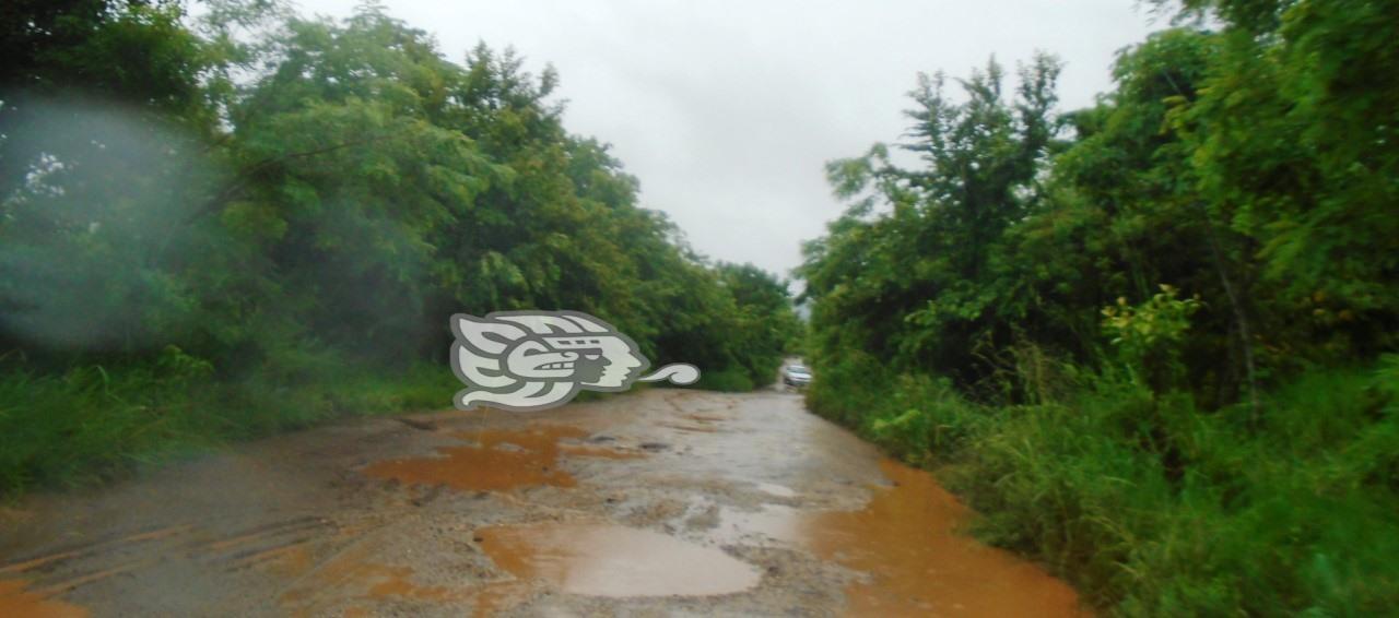 Lluvias destruyen más 30 kilómetros de caminos en la sierra