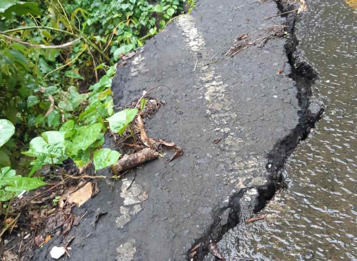 Temporal lluvioso dañó caminos en zona sur; no hay zonas incomunicadas