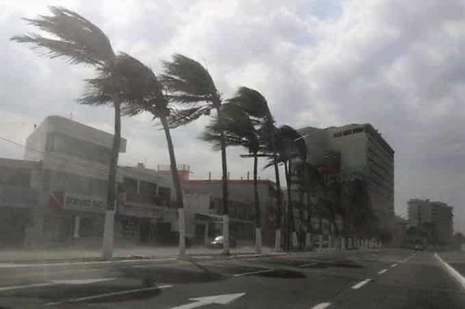 Toma precauciones: rachas de 62.7 km/h azotan zona Veracruz-Boca del Río