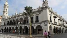 Descubren en Ayuntamiento de Veracruz complejo mecanismo de evasión fiscal