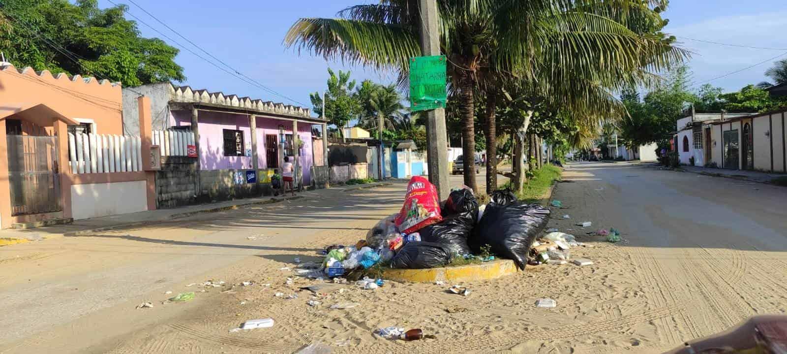 Siguen problemas de recolección de basura en villa Allende