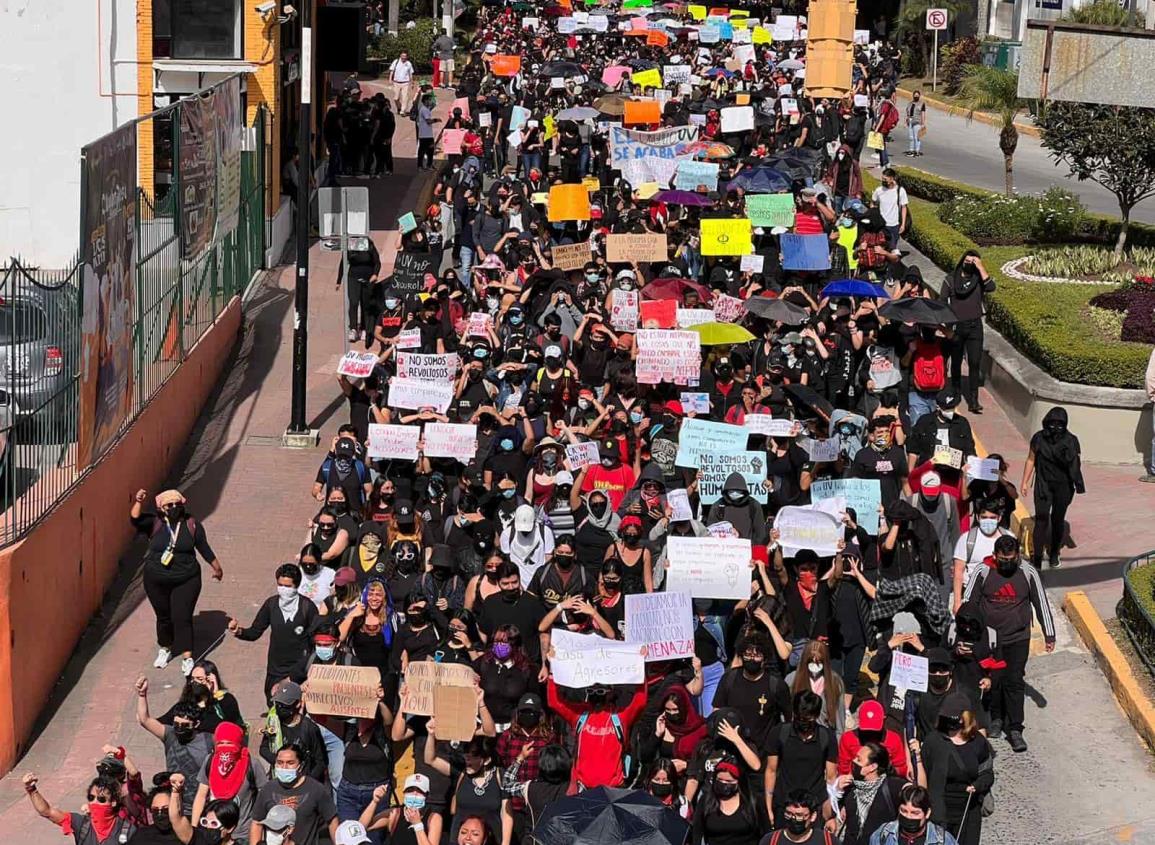 Deslinda gobierno de Veracruz a la 4T de protestas y manifestaciones en la UV
