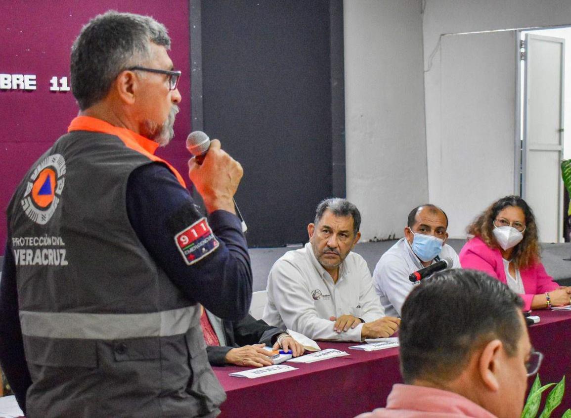 Preparan 10 albergues en Coatzacoalcos; activarían mil 900 en todo Veracruz