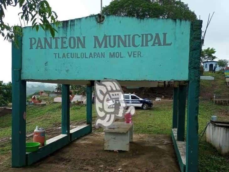 Se suma población para limpiar el panteón de Tlacuilolapan