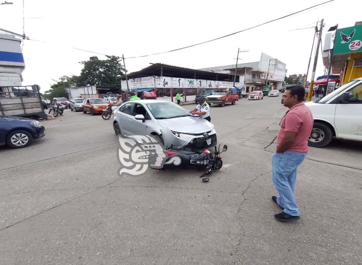 Motociclista herido durante choque en Acayucan