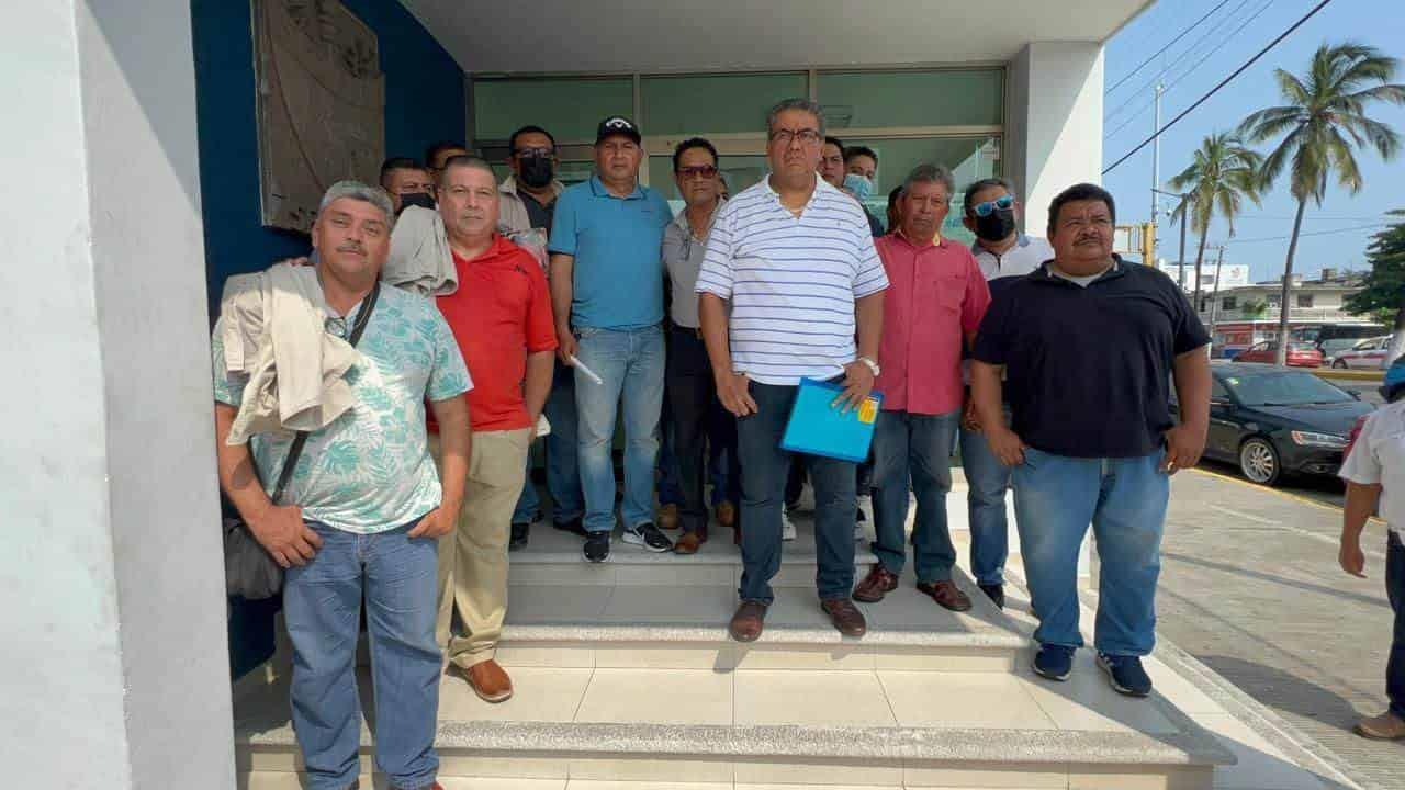 Trabajadores de Pemex en Veracruz se manifiestan por demora de pagos (+Video)