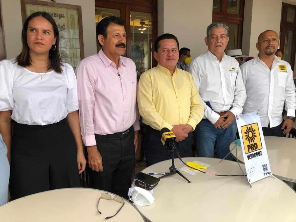 PRD pide investigar a exsecretarios de Veracruz