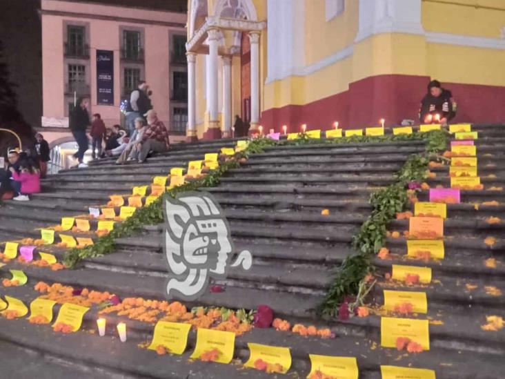 Altar en Xalapa recuerda a 68 víctimas de feminicidios en Veracruz (+Video)