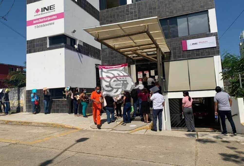 Anuncian protesta en defensa del INE en Coatzacoalcos