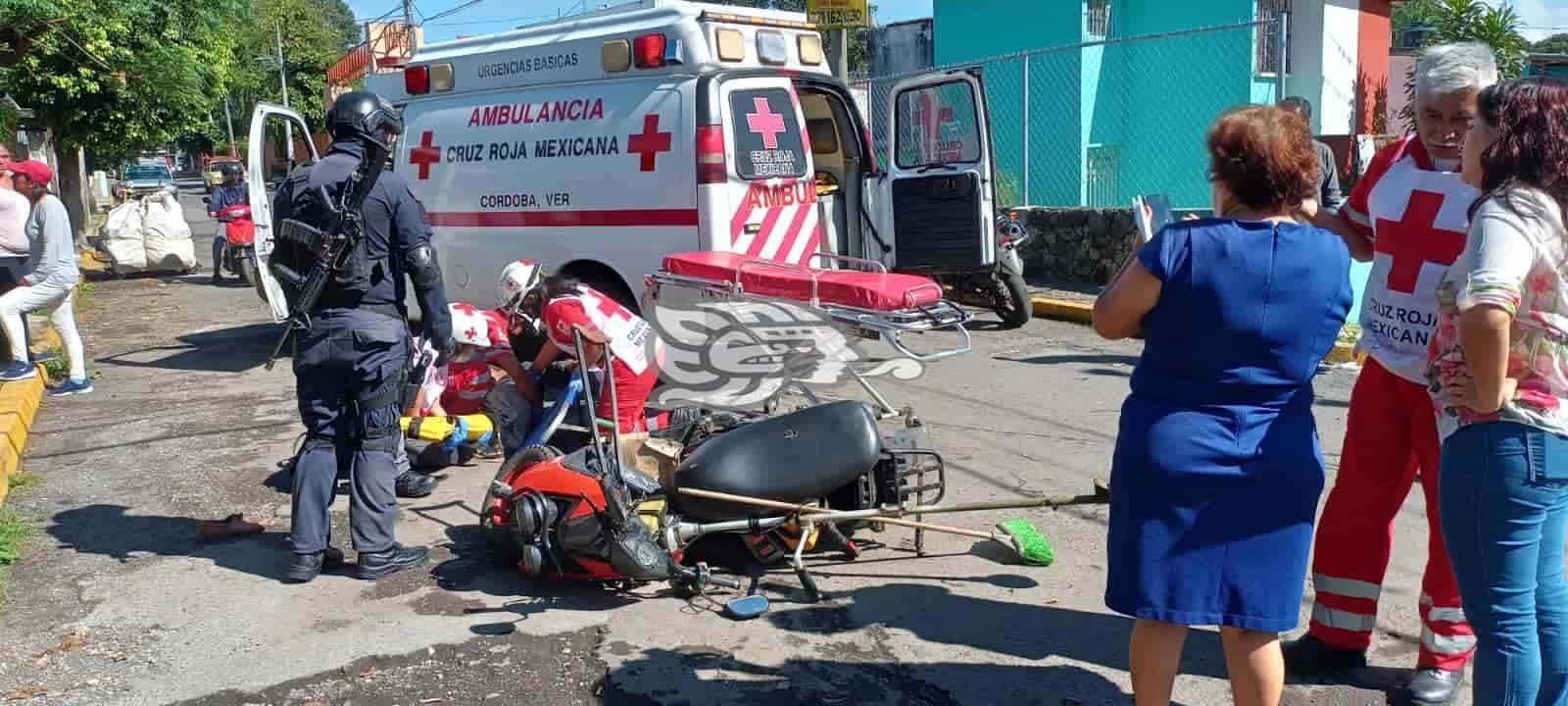 Vehículo atropella a jardinero en calles de Córdoba