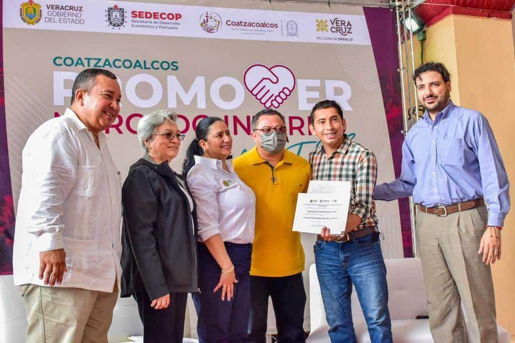 Sedecop y Gobierno de Coatzacoalcos promueven el programa “Mercado Interno Juntos”