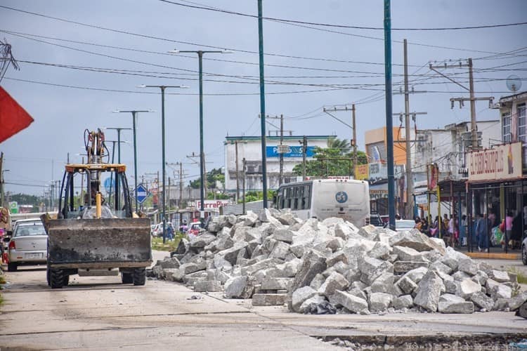 Intensifica Ayuntamiento mejoramiento urbano de Coatzacoalcos