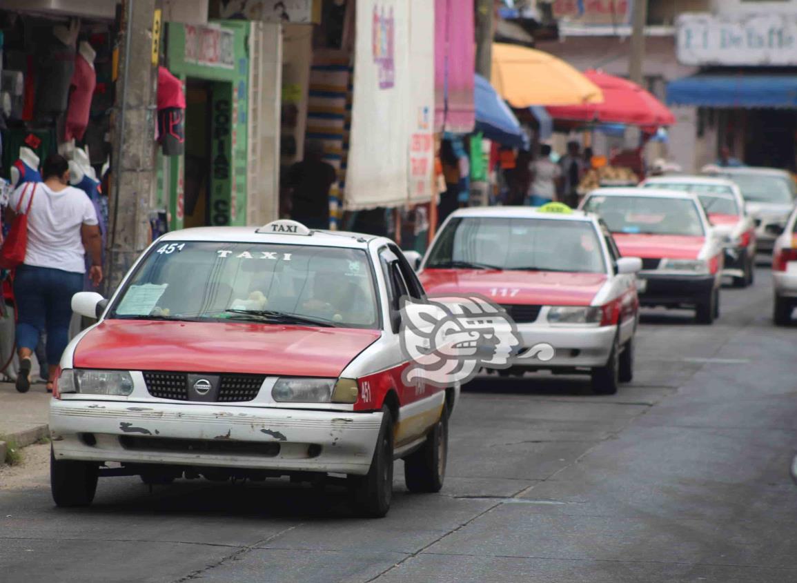 Taxistas incrementan tarifa sin autorización