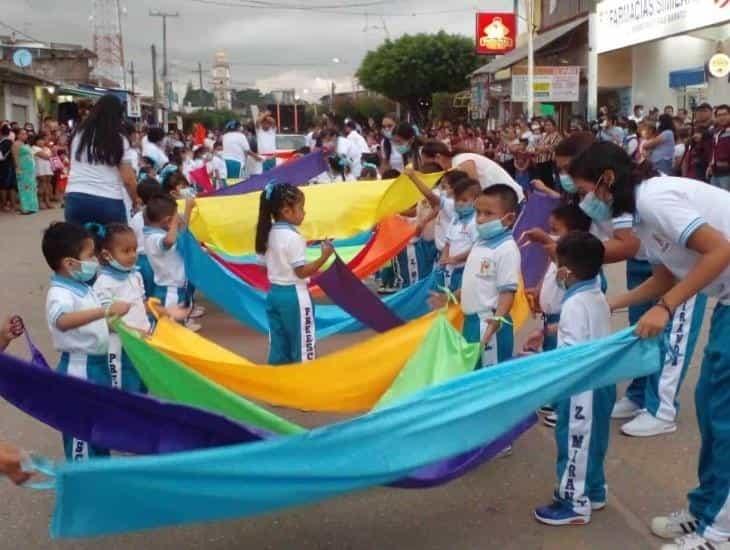 Participan 19 escuelas en desfile de la Revolución del nivel preescolar (+Video)