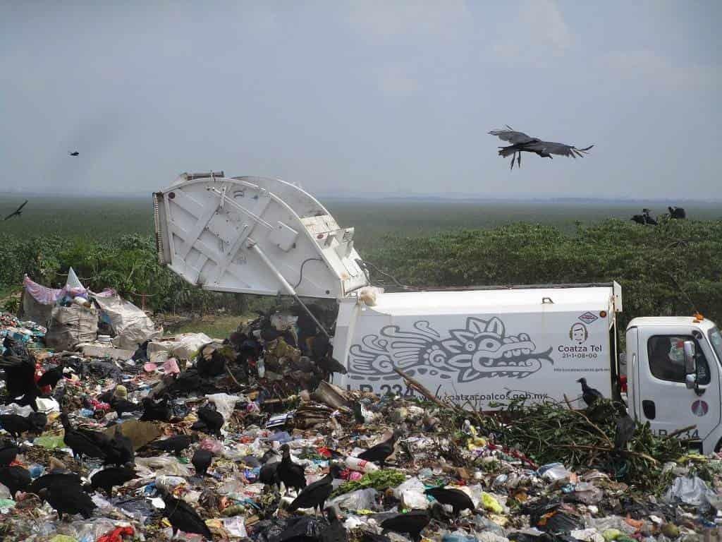 Ya hay acuerdo de municipios al sur de Veracruz para sanear basurero de Las Matas