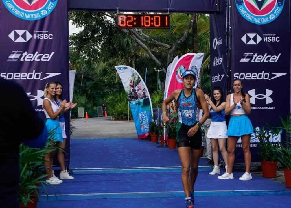 Mayra Castañeda corrió su último triatlón de este año